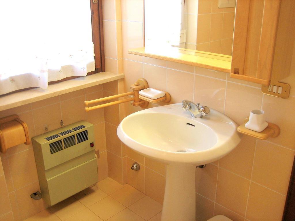 Belvilla By Oyo Enticing Holiday Home With Pool Lazise Zewnętrze zdjęcie