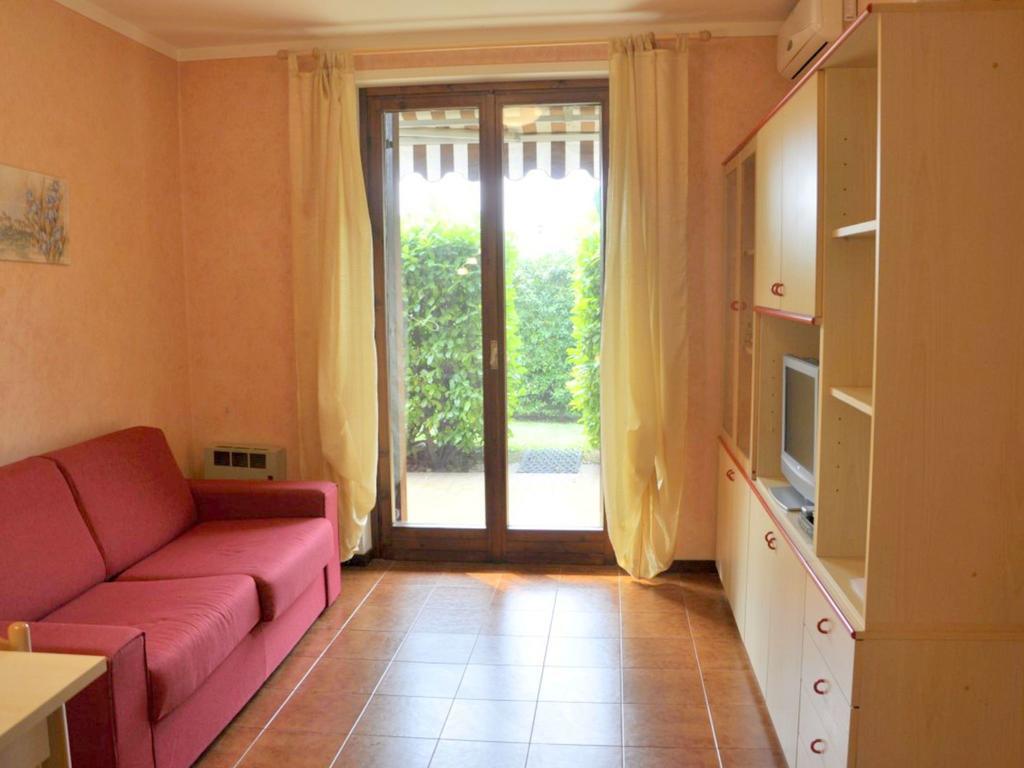 Belvilla By Oyo Enticing Holiday Home With Pool Lazise Zewnętrze zdjęcie